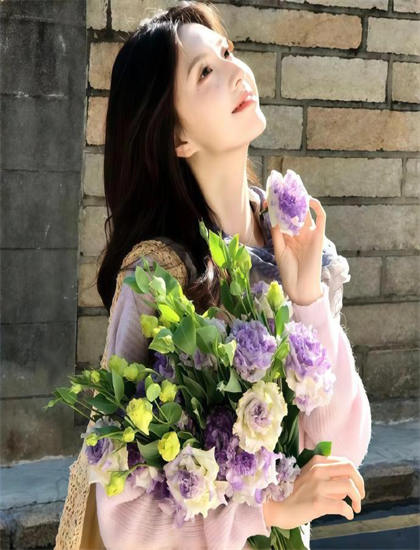 影视技术剖析：《四月女友》票房的收入数据与市场反应——声音设计的艺术分析